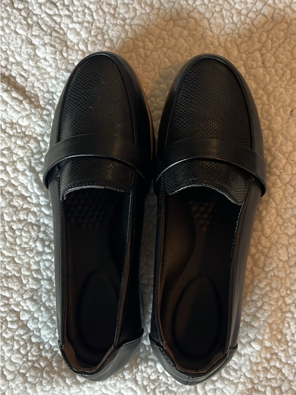 Cloudsteppers by Clarks Black Textured Slip-On Loafers